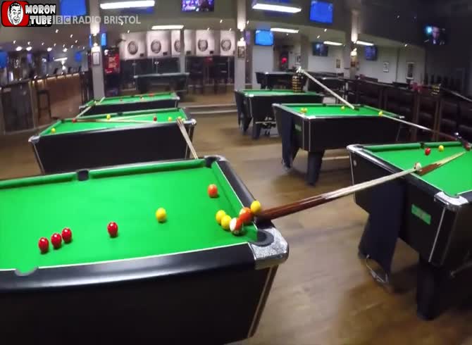 Video :They use billiard balls to pull off a spectacular trick